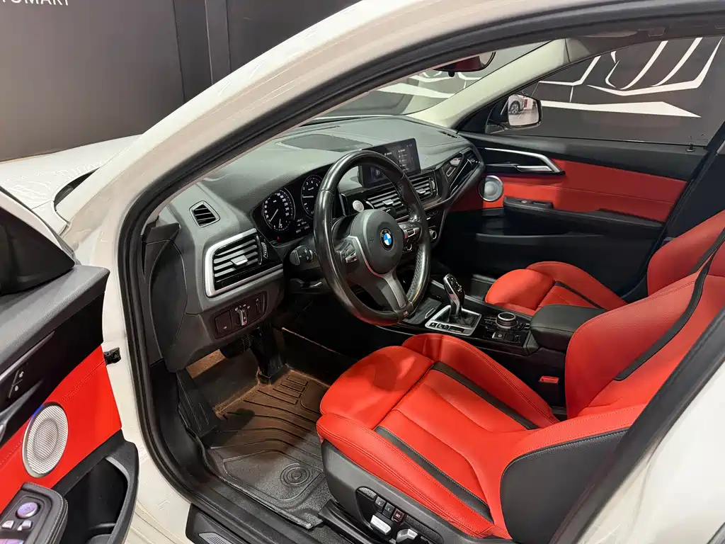 BMW 1 Series 2021