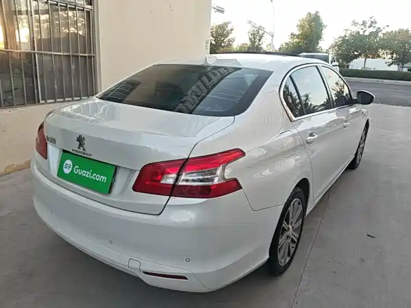 Peugeot 408 2016