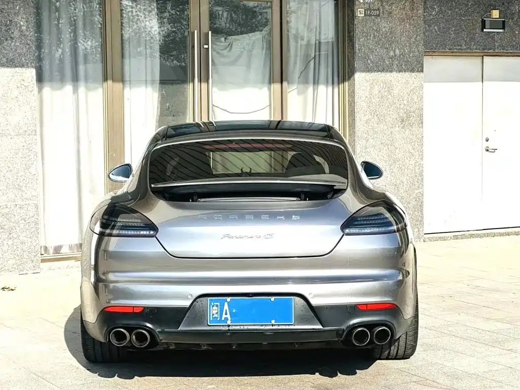 Porsche Panamera 2016 — фото 8