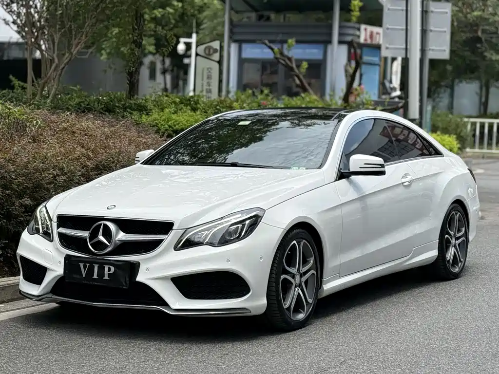 Mercedes-Benz E-Class 2015 — фото 1