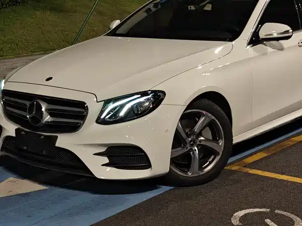 Mercedes-Benz E-Class 2018