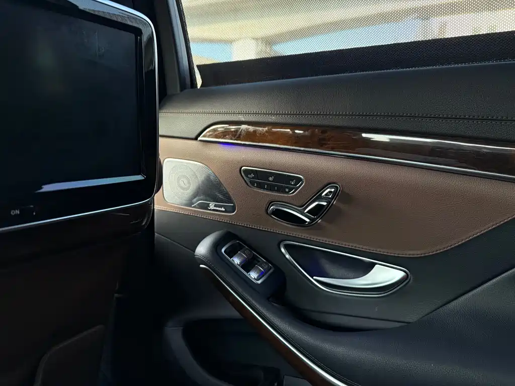 Mercedes-Benz S-Class 2016 — фото 14