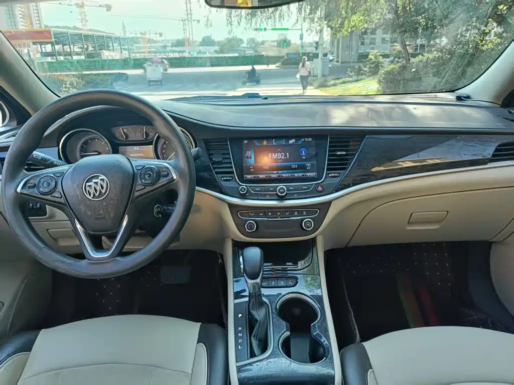 Buick Verano 2017 — фото 10