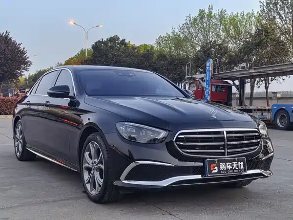 Mercedes-Benz E-Class 2021