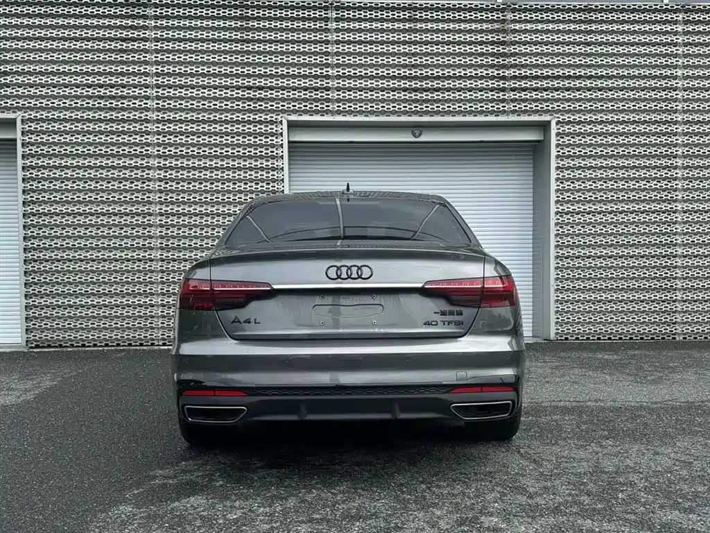 Audi A4L 2025
