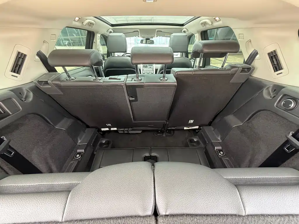 Land Rover Discovery Sport 2019 — фото 9