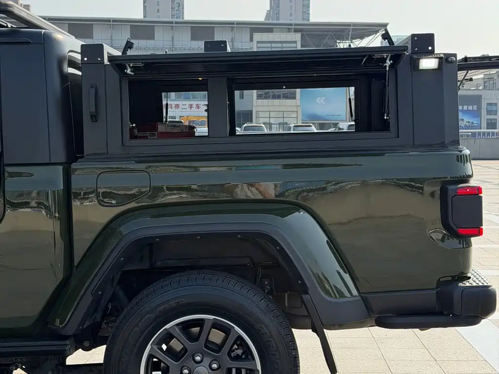 Jeep Gladiator 2023 — фото 21