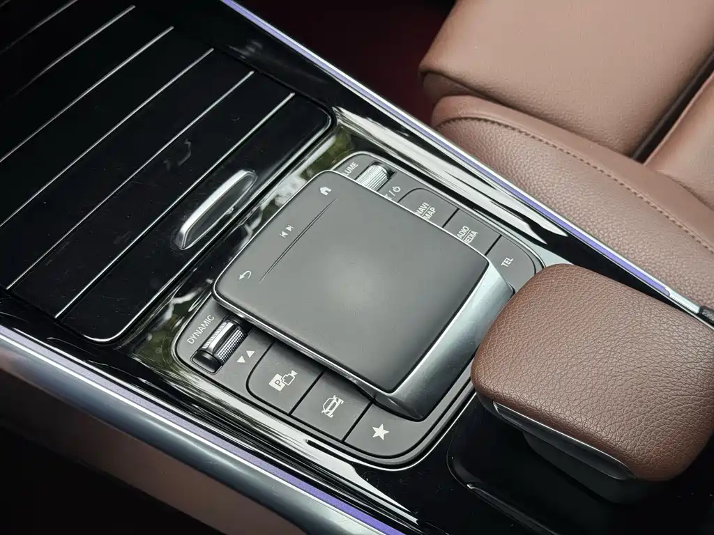 Mercedes-Benz GLB 2020 — фото 23