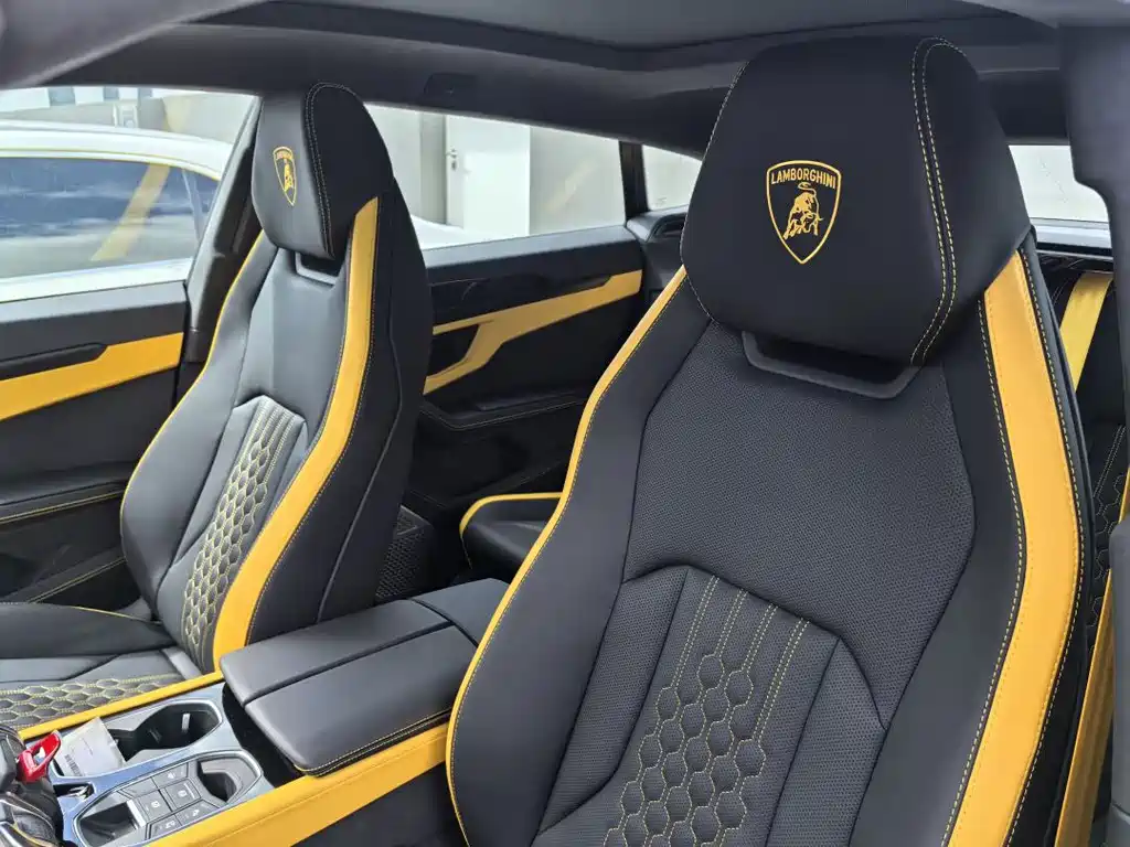 Lamborghini Urus SE — фото 4