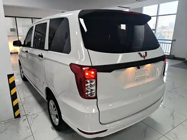 Wuling Hongguang 2021