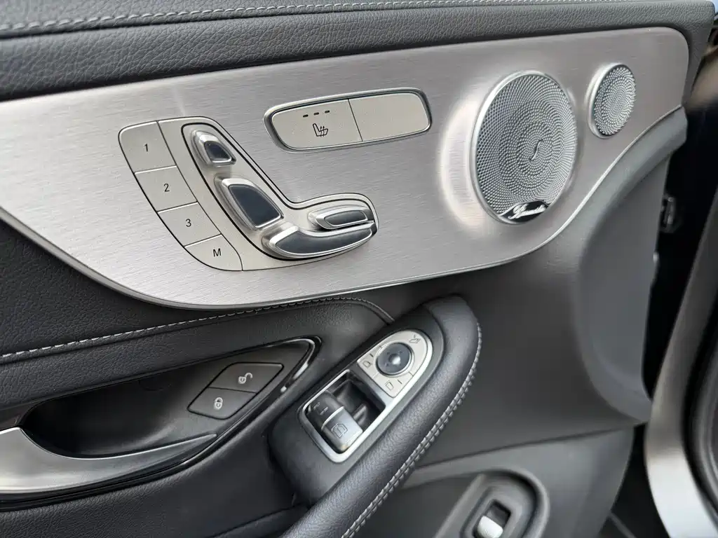 Mercedes-Benz C-Class AMG 2021 — фото 17