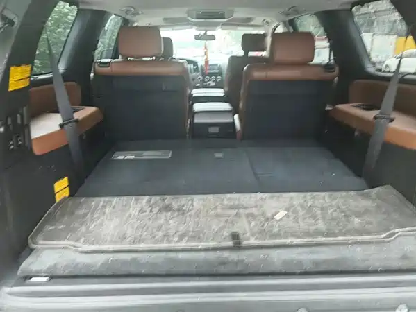 Toyota Sequoia 2012