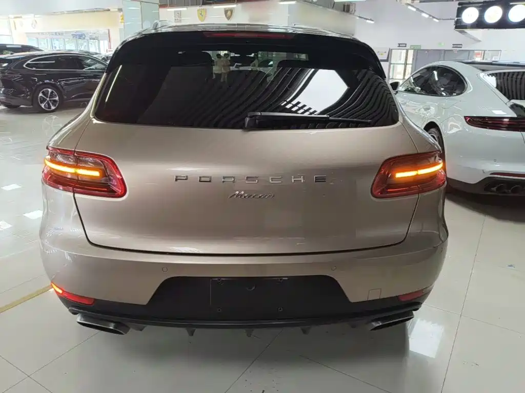 Porsche Macan 2017 — фото 6