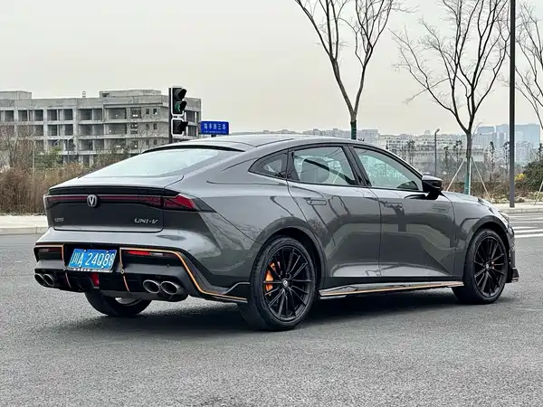 Changan UNI-V 2023