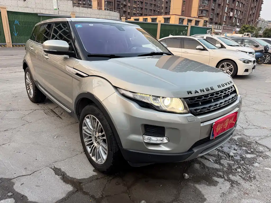 Land Rover Range Rover Evoque 2011 — фото 3