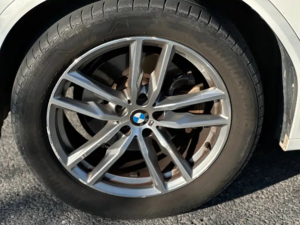 BMW X4 2019 — фото 29