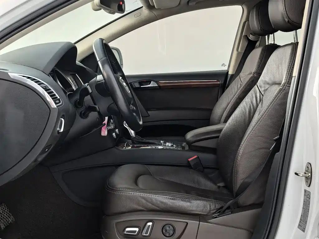 Audi Q7 2015 — фото 6