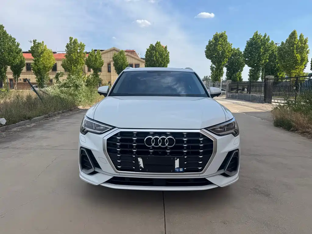 Audi Q3 2023