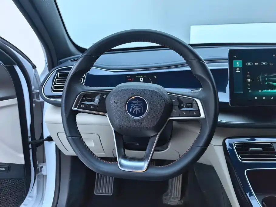 BYD Qin PLUS 2022 — фото 15