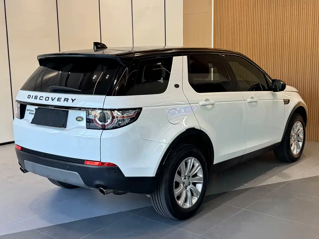 Land Rover Discovery Sport 2018 — фото 18