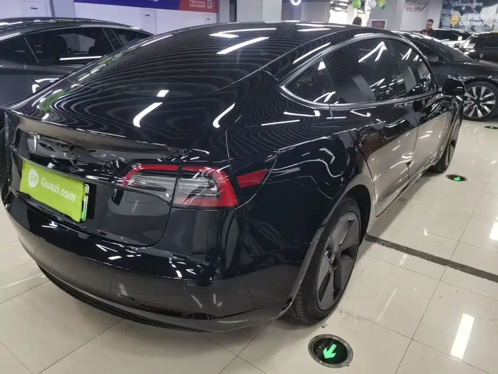 Tesla Model 3 2023