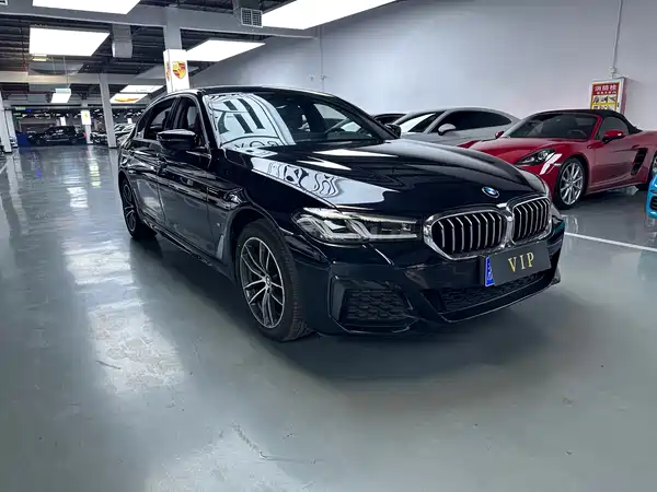 BMW 5 Series 2022