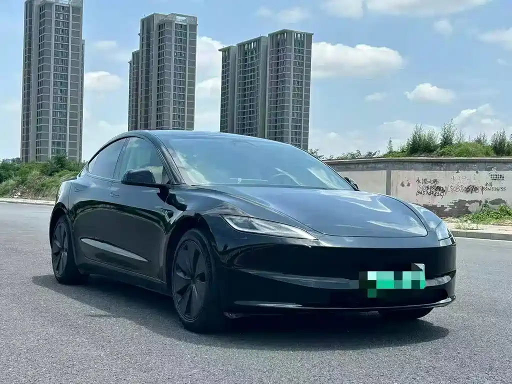 Tesla Model 3 2024 — фото 3