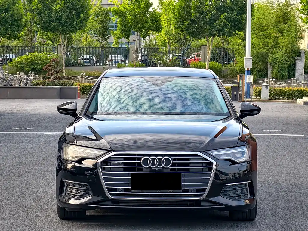 Audi A6L 2020 — фото 1