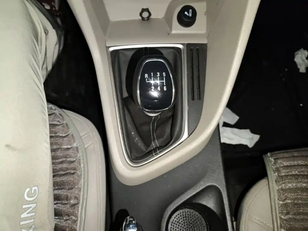 Buick Excelle 2019 — фото 14