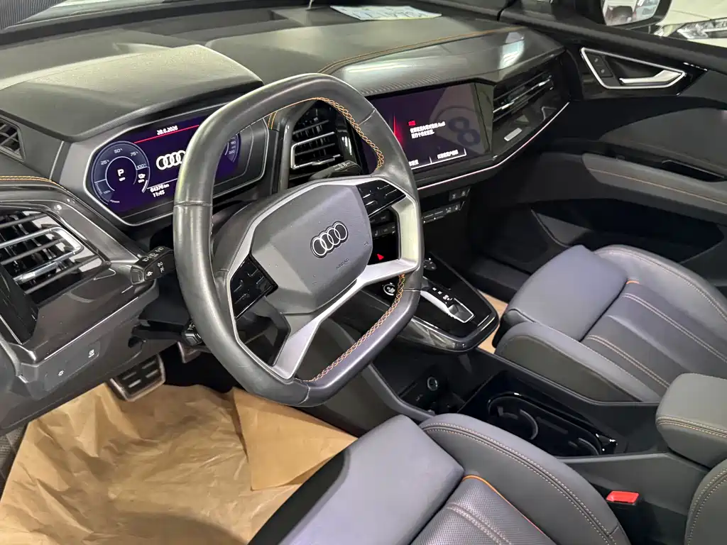 Audi Q4 e-tron 2023