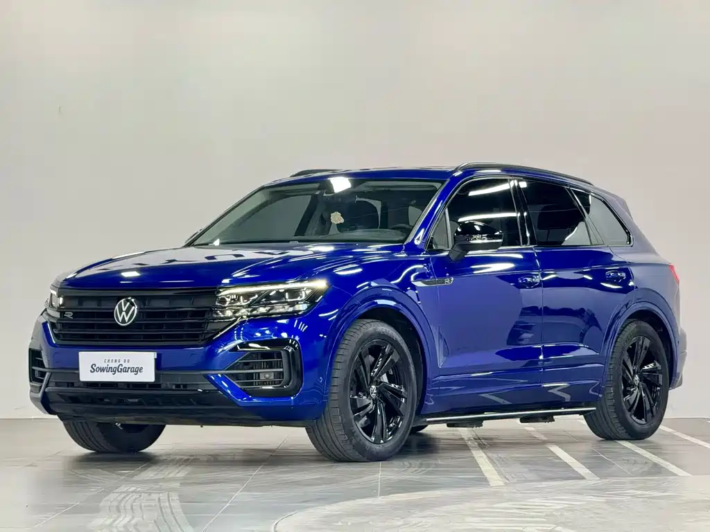 Volkswagen Touareg 2022 — фото 1