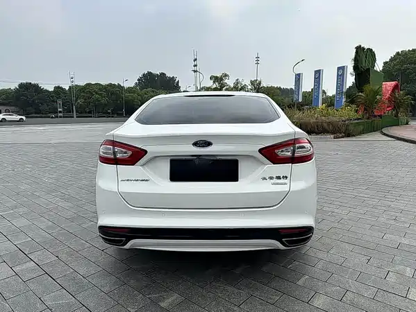 Ford Mondeo 2014