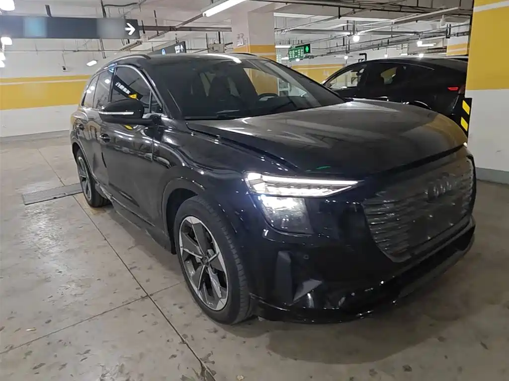Audi Q5 e-tron 2023 — фото 4