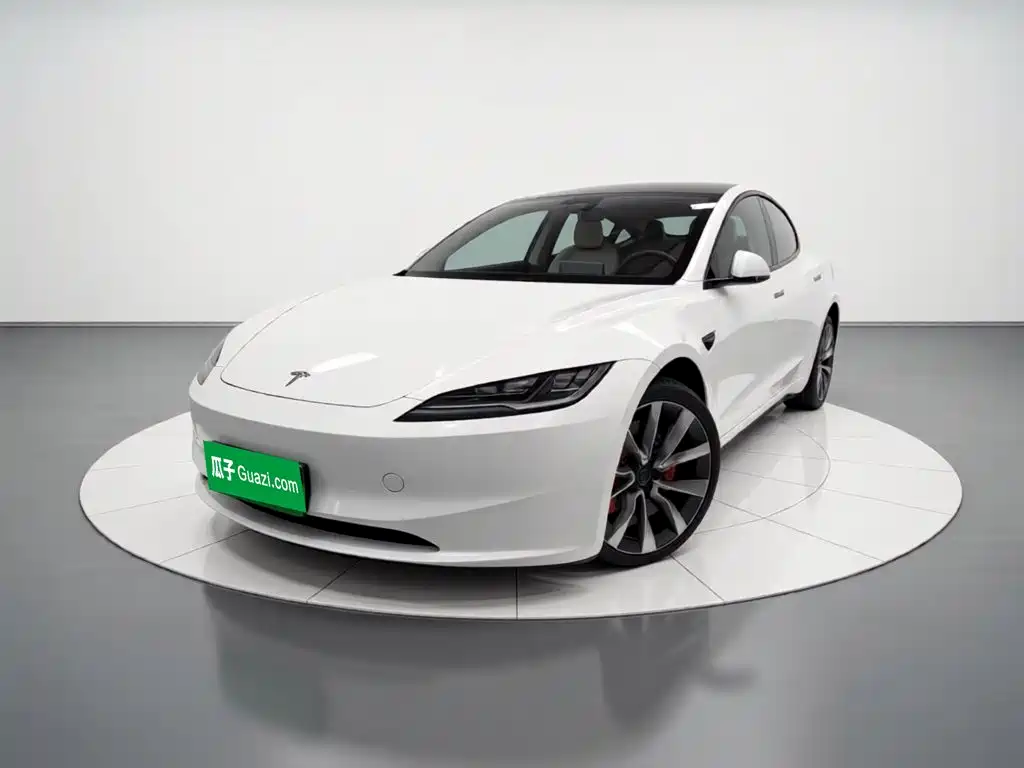Tesla Model 3 2024 — фото 2