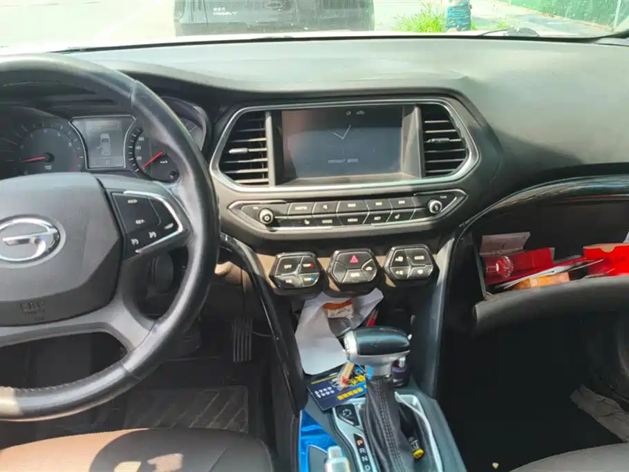 GAC Motor Trumpchi GS4 2015 — фото 13