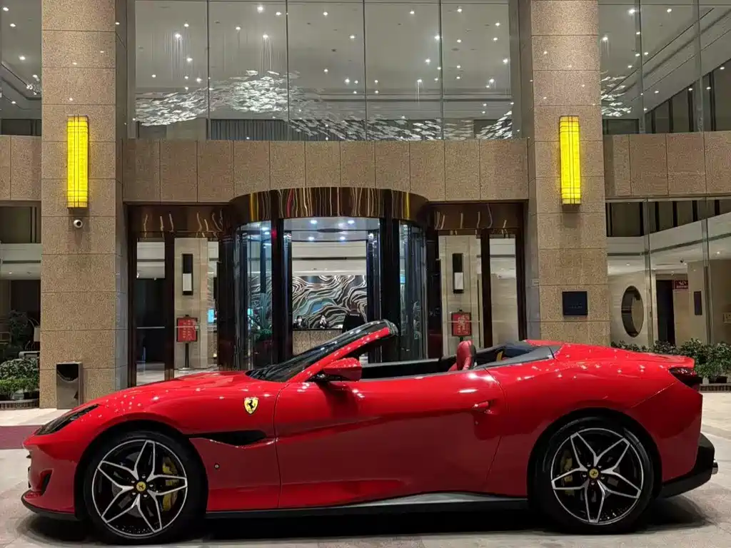 Ferrari Portofino 2019 — фото 8