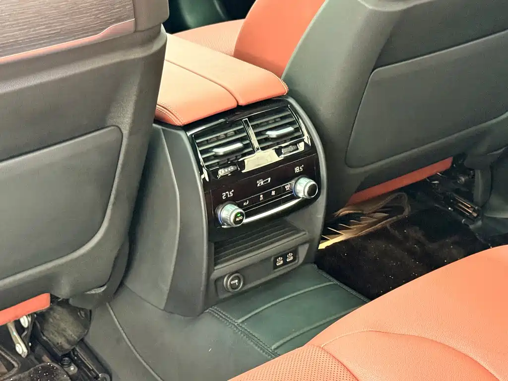 BMW 5 Series 2022 — фото 14