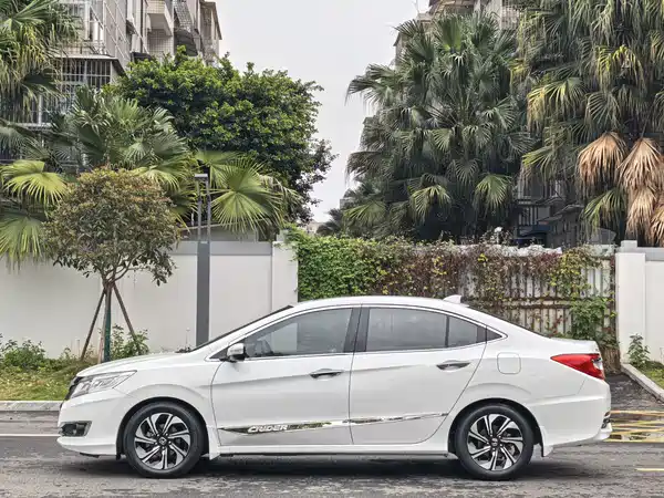 Honda Crider 2016