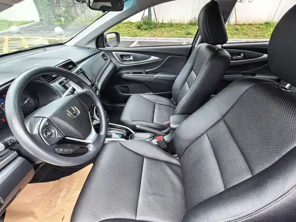 Honda Crider 2016