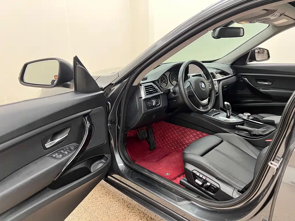 BMW 3 Series GT 2019 — фото 14
