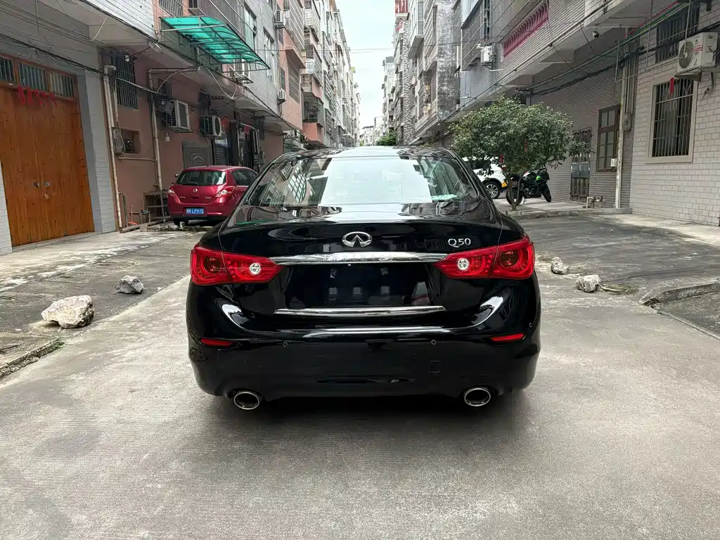 Infiniti Q50 2015 — фото 6