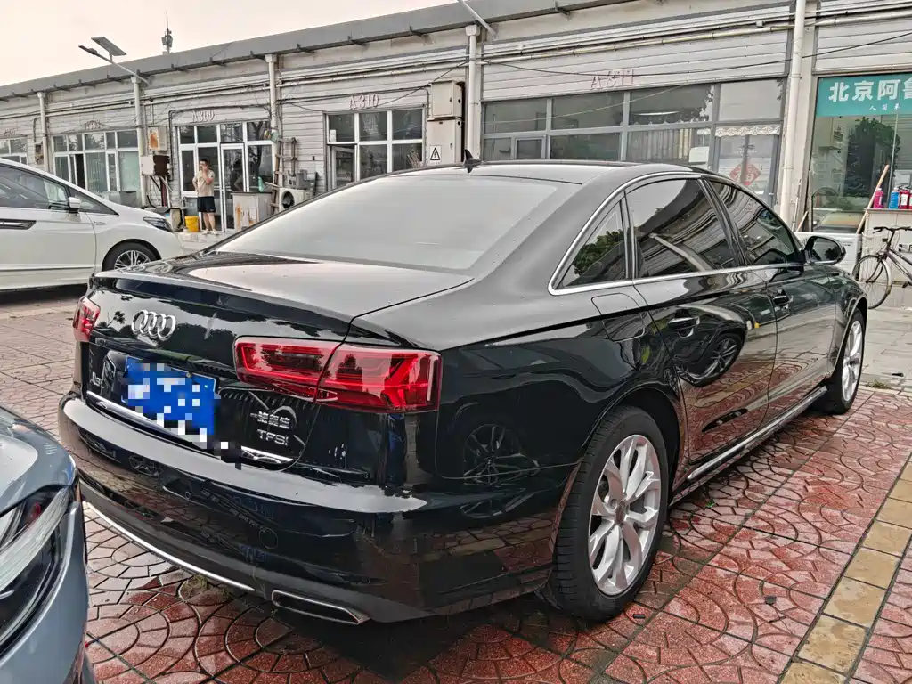 Audi A6L 2017 — фото 11