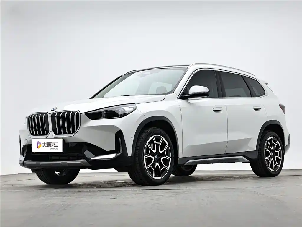 BMW X1 2024 — фото 1