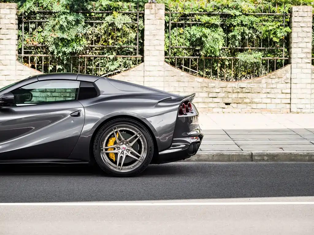 Ferrari 812 2023 — фото 55