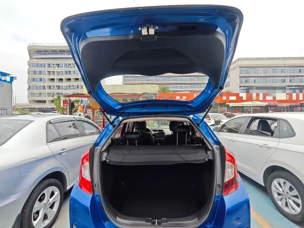 Honda Fit 2017 — фото 19