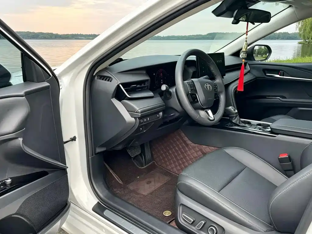Toyota Camry 2026 — фото 9