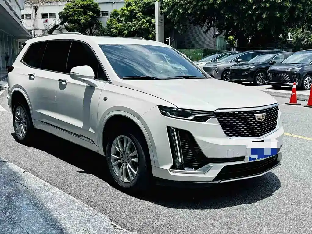 Cadillac XT6 2022 — фото 3