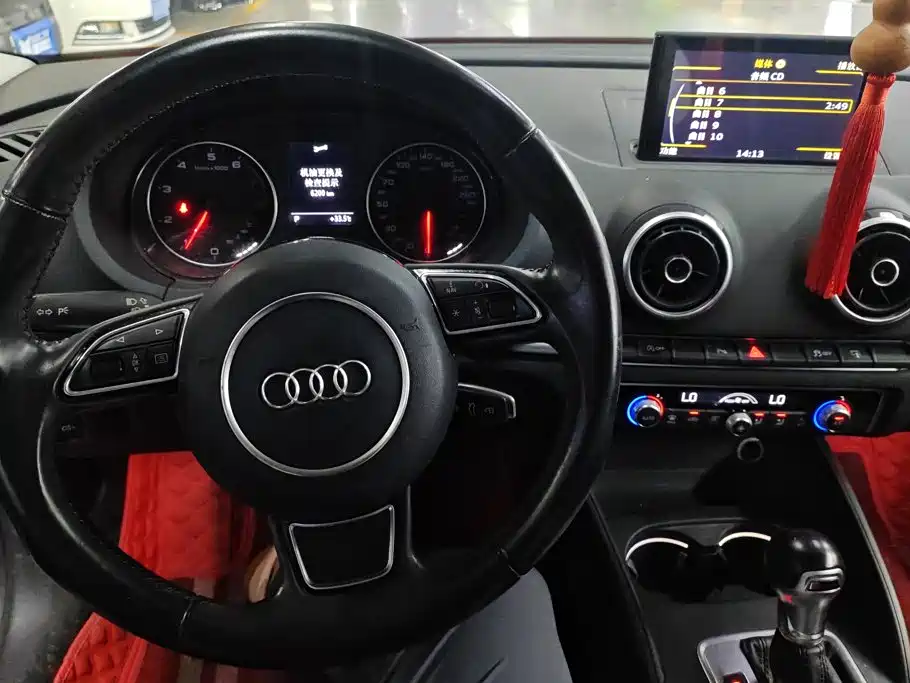 Audi A3 2017 — фото 12
