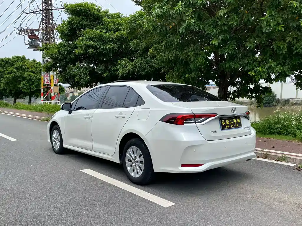 Toyota Corolla 2020 — фото 4