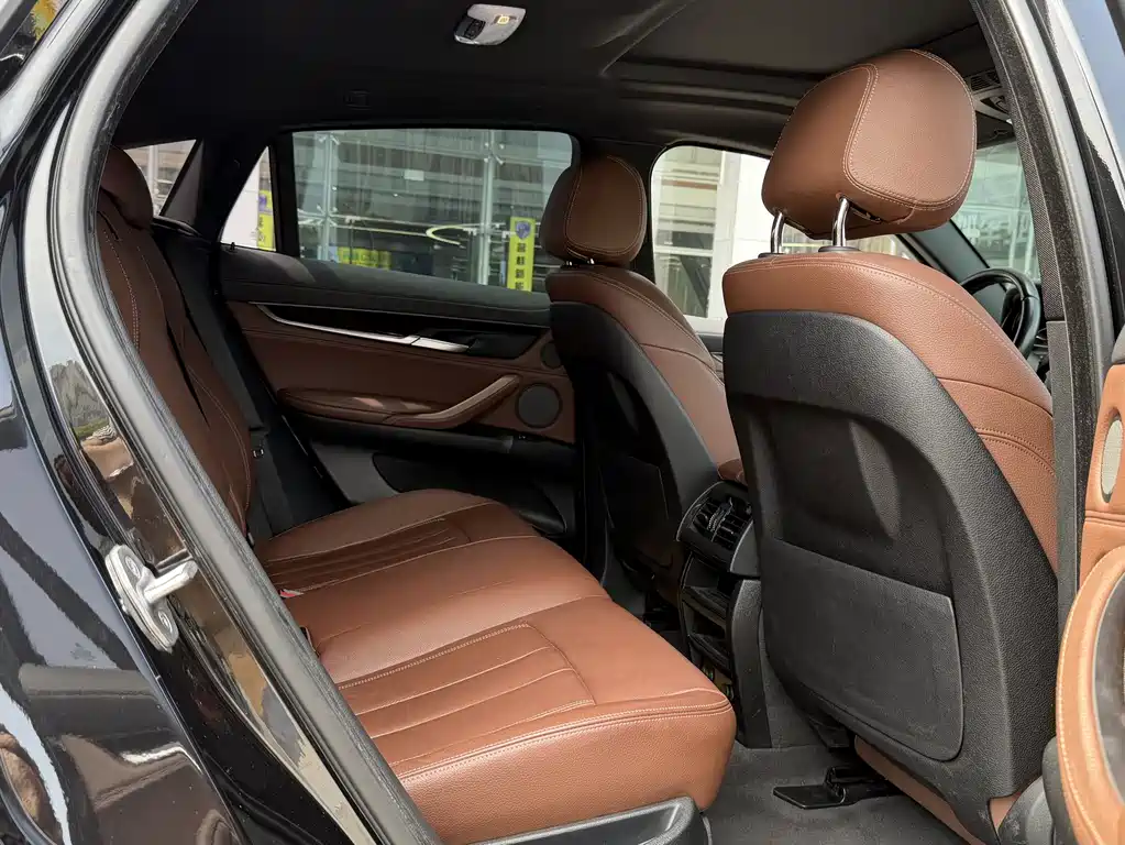 BMW X6 2018 — фото 13